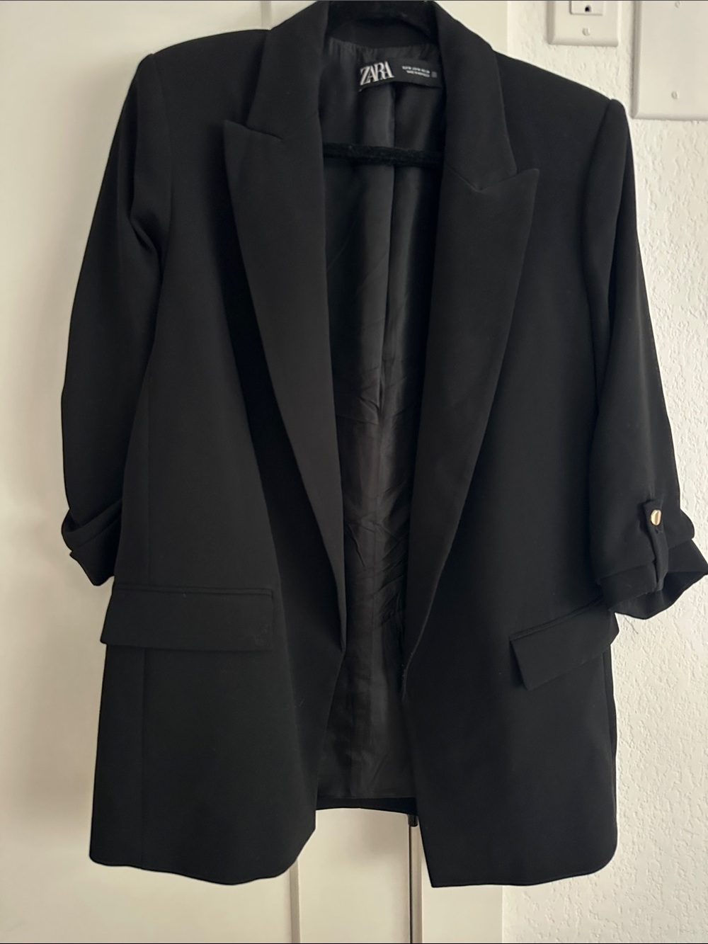 Zara Black Women’s Longline Single-Breasted Blazer